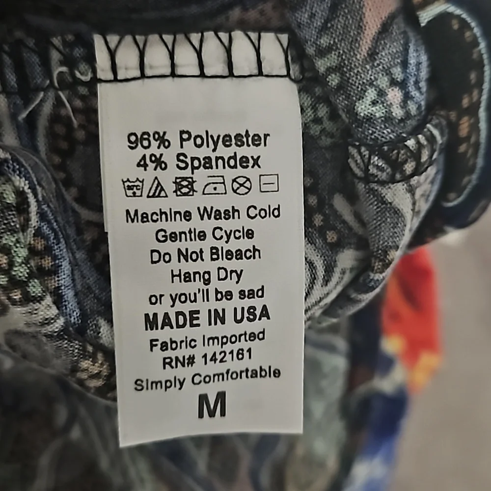 Lularoe Classic T - Picture 2 of 3